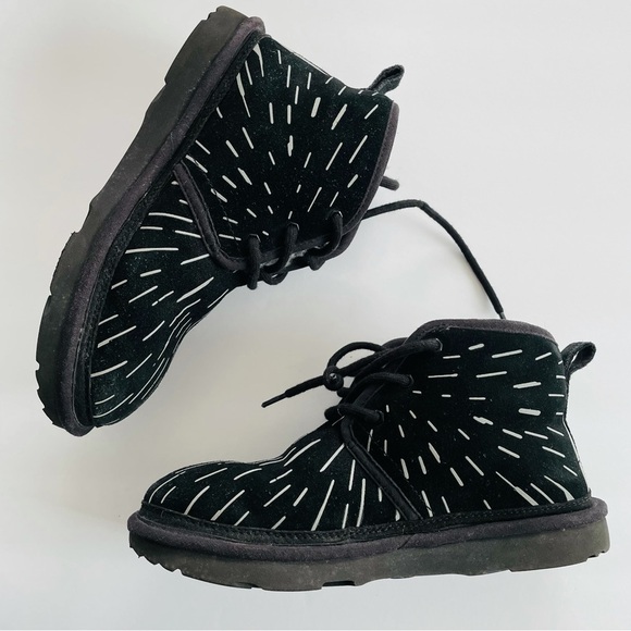 Star Wars UGG winter boots size 5 kids - Picture 7 of 7